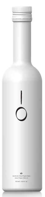 15個(gè)白色酒瓶包裝設(shè)計(jì)(圖7) 15個(gè)白色酒瓶包裝設(shè)計(jì)(圖7)