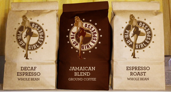 女性形象在包裝設(shè)計(jì)中經(jīng)常出現(xiàn)(圖3)