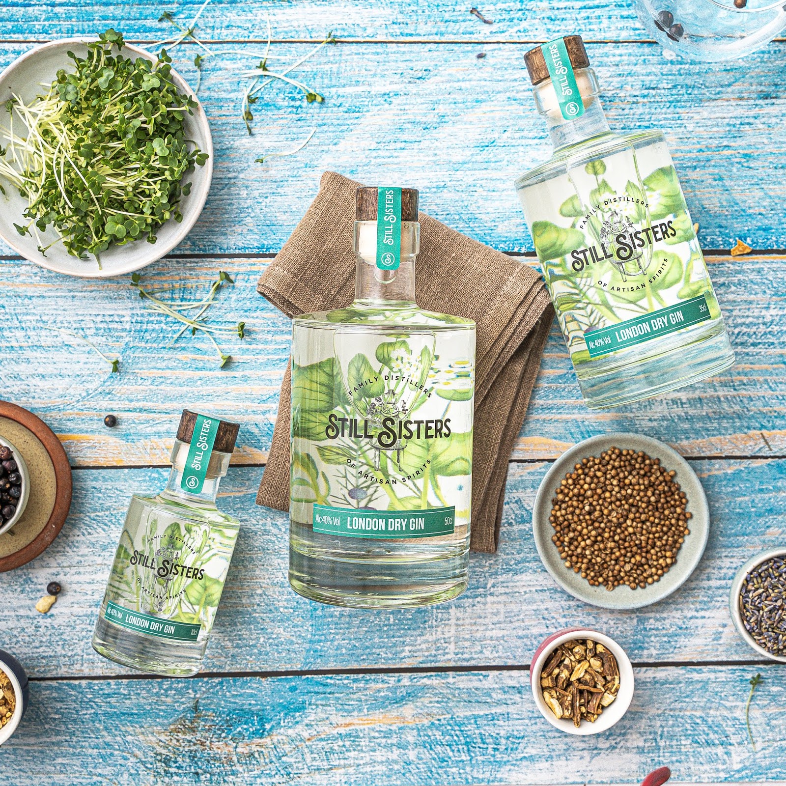 酒包裝用水粉顏料手工繪制植物插圖(圖7)