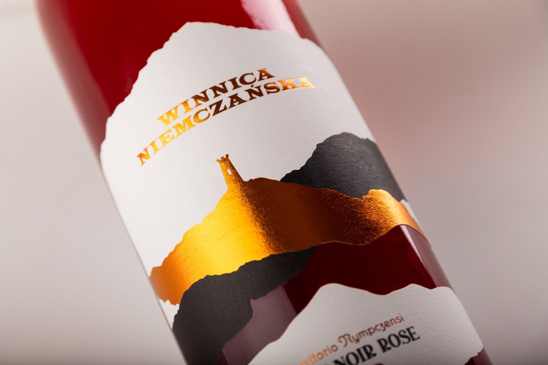 波蘭獲獎(jiǎng)葡萄酒獨(dú)特包裝設(shè)計(jì)欣賞(圖6)
