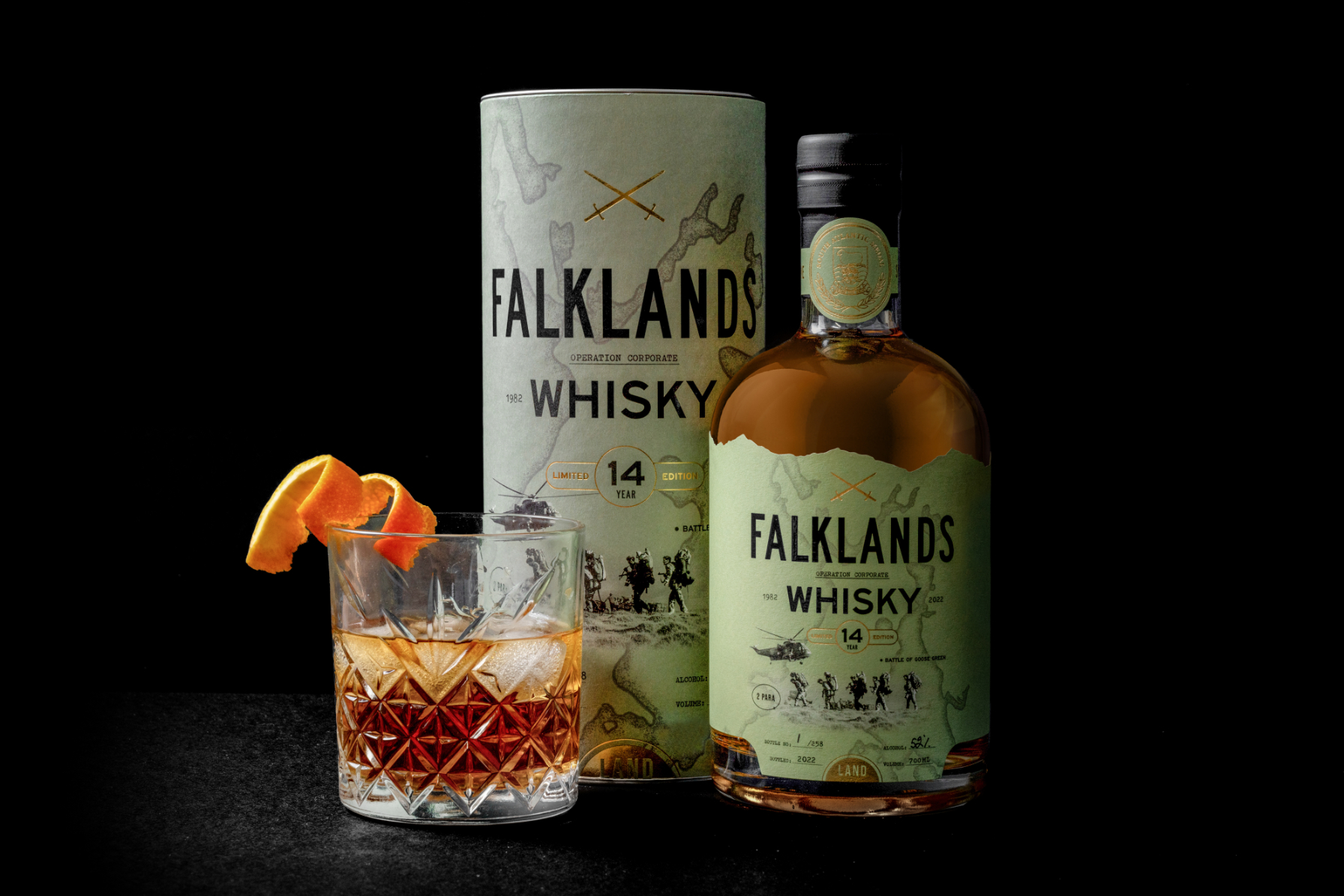 限量版烈酒品牌和包裝這樣設(shè)計(圖8) 限量版烈酒品牌和包裝這樣設(shè)計(圖8)