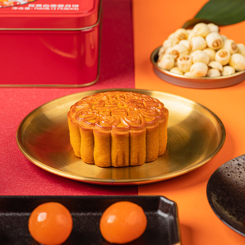 趣香 雙黃白蓮蓉廣式月餅 700g 禮盒裝包裝禮盒產(chǎn)品包裝創(chuàng)意設計欣賞(圖4)