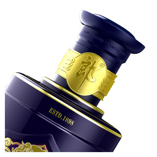 創(chuàng)意酒包裝設(shè)計郎酒青云郎醬香型白酒禮盒裝產(chǎn)品包裝設(shè)計欣賞(圖3)