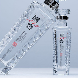 創(chuàng)意酒包裝設(shè)計君耀濃香型白酒禮盒裝產(chǎn)品包裝設(shè)計欣賞(圖4)