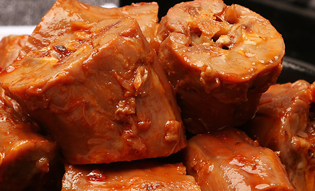 辣腮咯品牌logo與食品包裝設(shè)計(jì)欣賞(圖4)